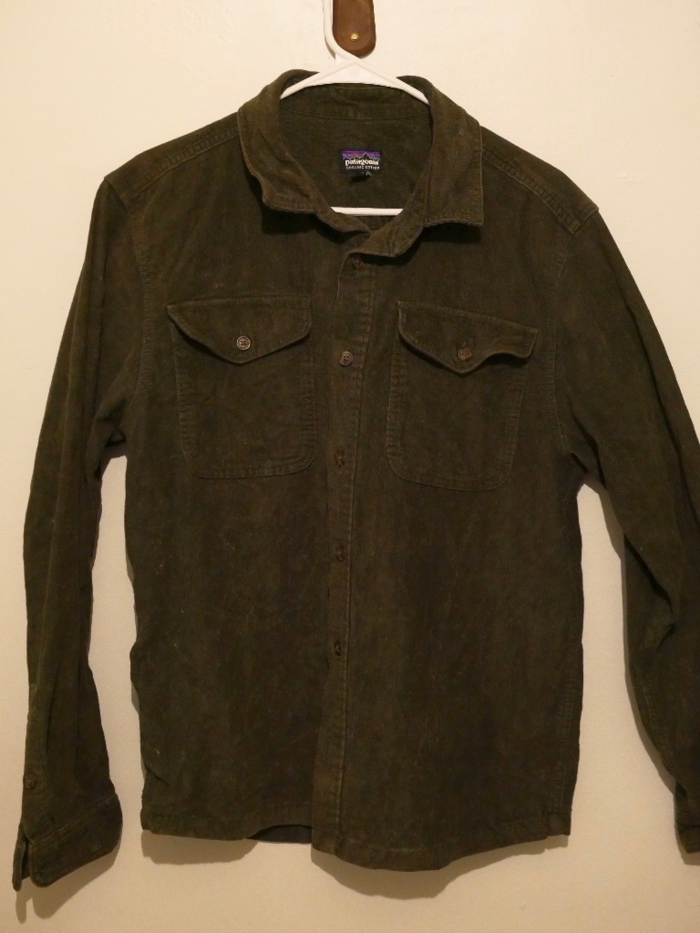 Patagonia Men's Corduroy Shirt – Old Growth Green – Organic Cotton
